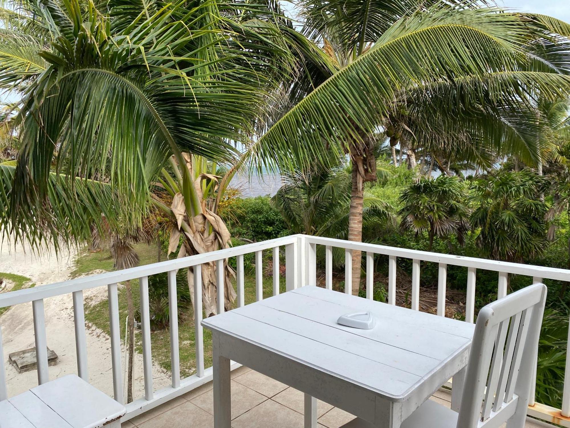 Sapphire Beach Resort San Pedro  Exterior foto